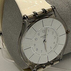 Swatch Watch White Classiness SFK361 Classic 2011
